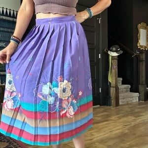 Vintage Floral Pleated Skirt
